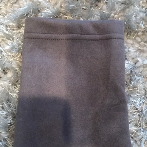 NWT Kenzie gray suede leggings - Picture 4 of 6